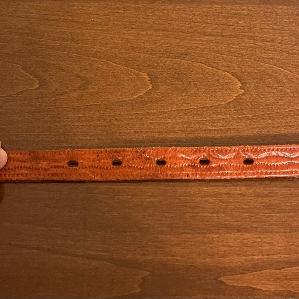 Vintage Alaska Leather Beaded Belt - Picture 4 of 9
